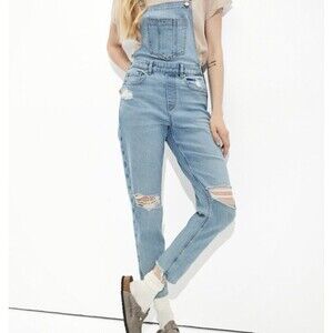 American Eagle Stretch Ripped Mom Denim Overall Size 4